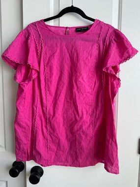 Lane Bryant 100% Cotton  
Fuchsia Pink Clip Dot Flutter Sleeve Top 16